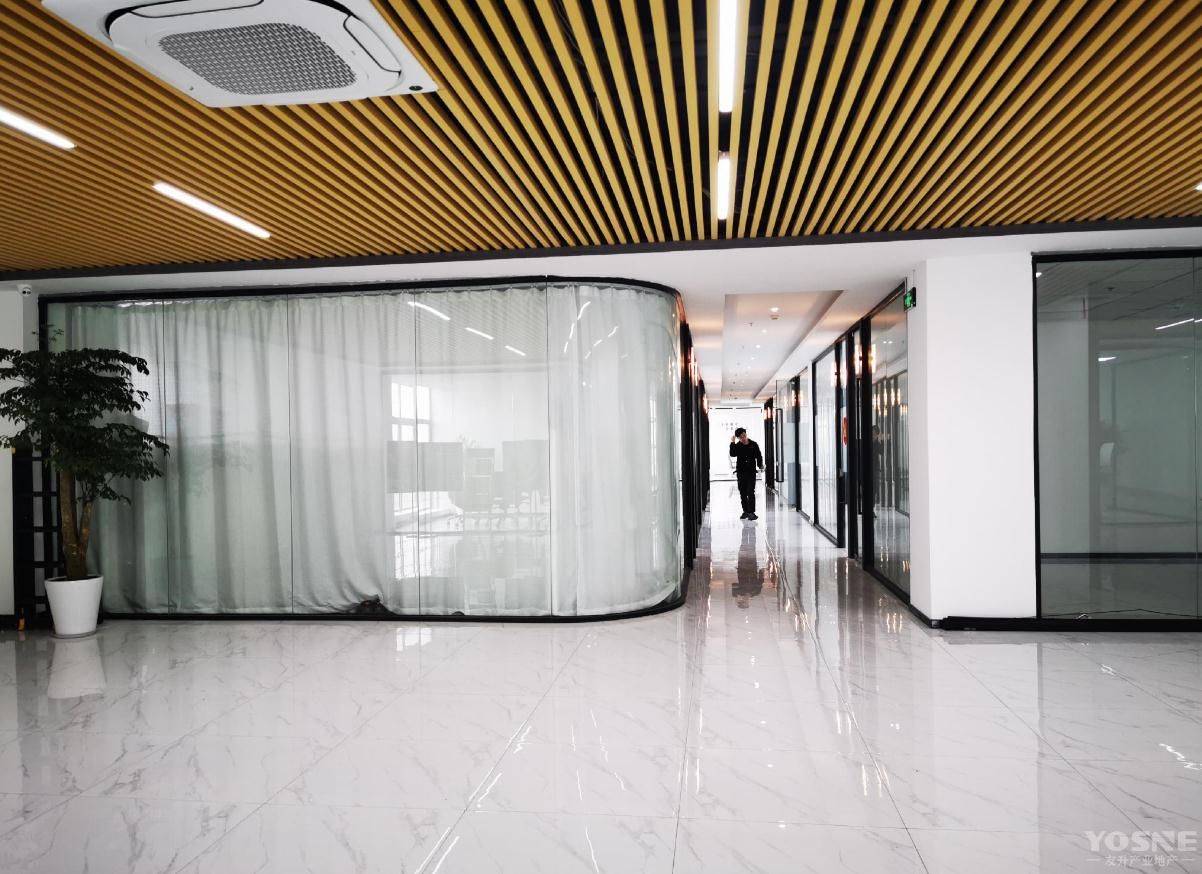 宝龙产业园大小面积150平办公室精装修价格交通便利